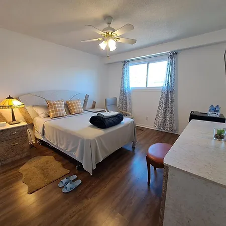 Lala-Near Pearson Airport-Mall-Free Parking Mississauga Exterior photo