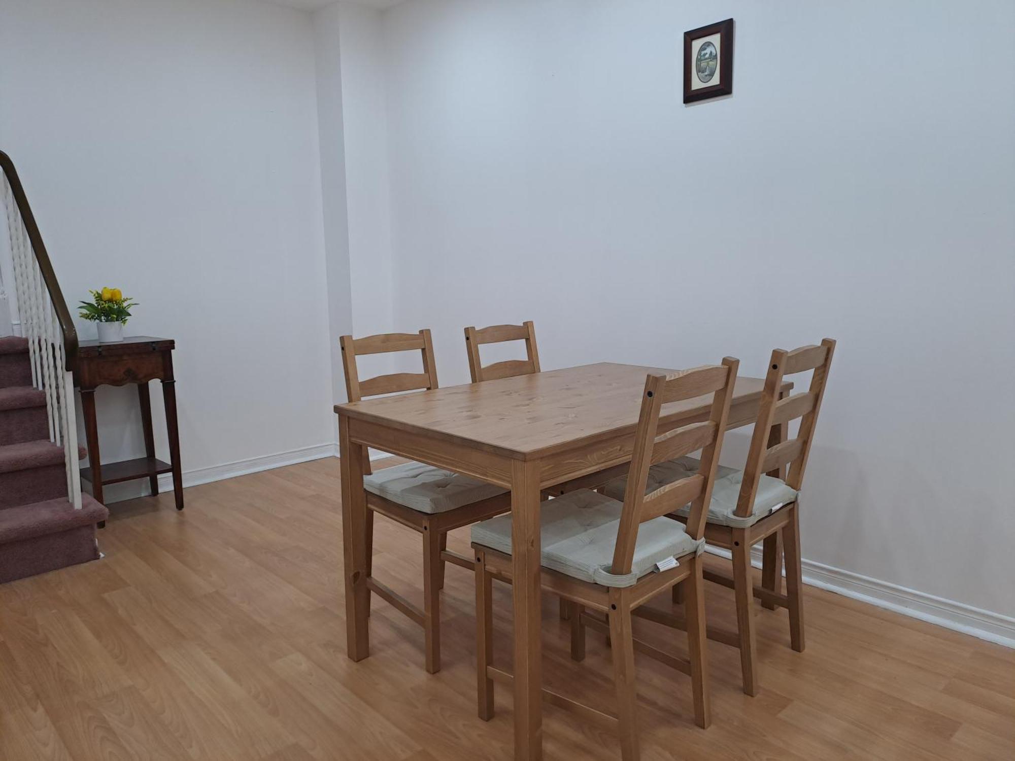 Homestay Lala-near Pearson Airport-mall-free Parking Mississauga