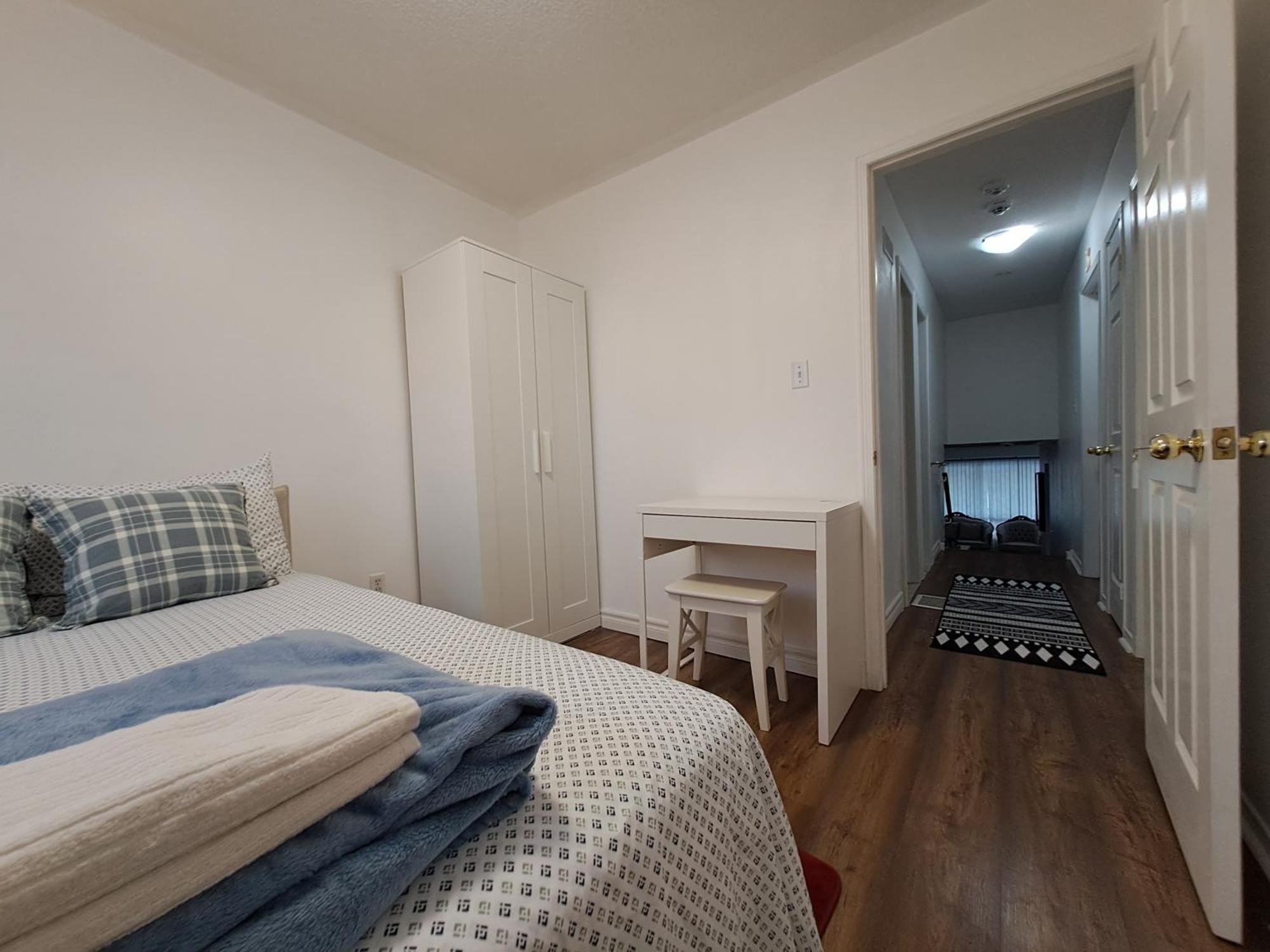 Homestay Lala-near Pearson Airport-mall-free Parking Mississauga